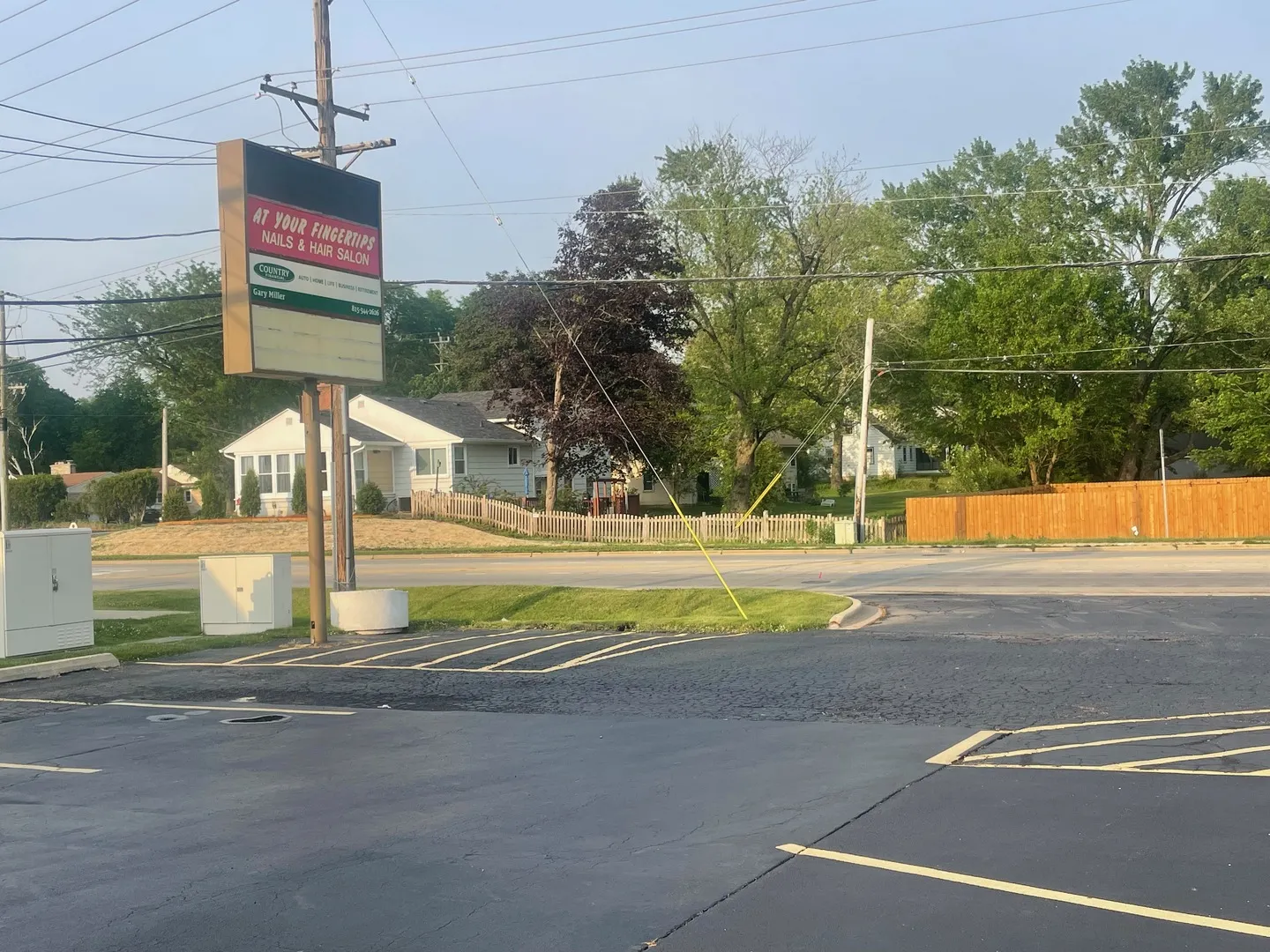 613 Front Street IL