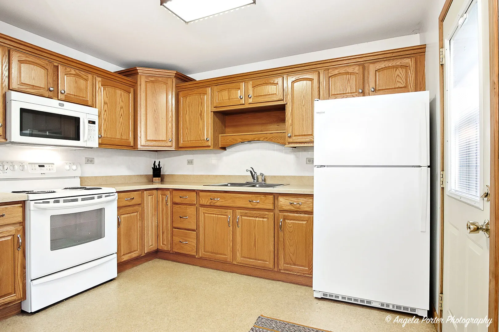 453 Willow Road IL