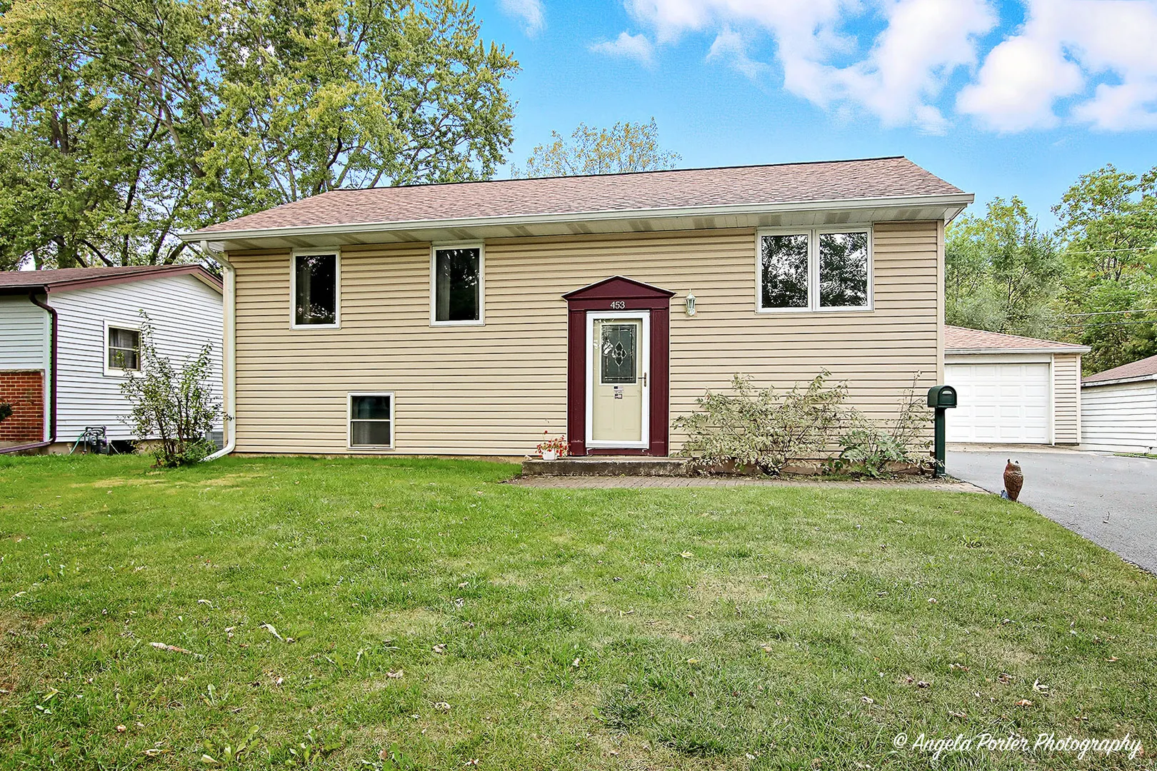 453 Willow Road IL