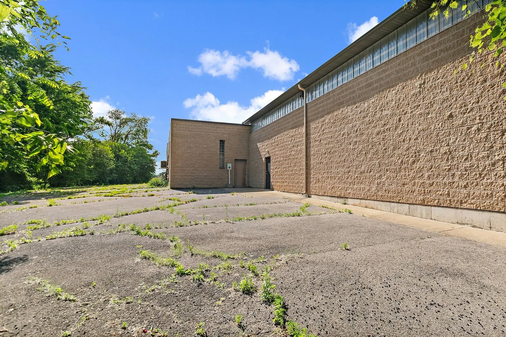 303 Elgin Avenue IL