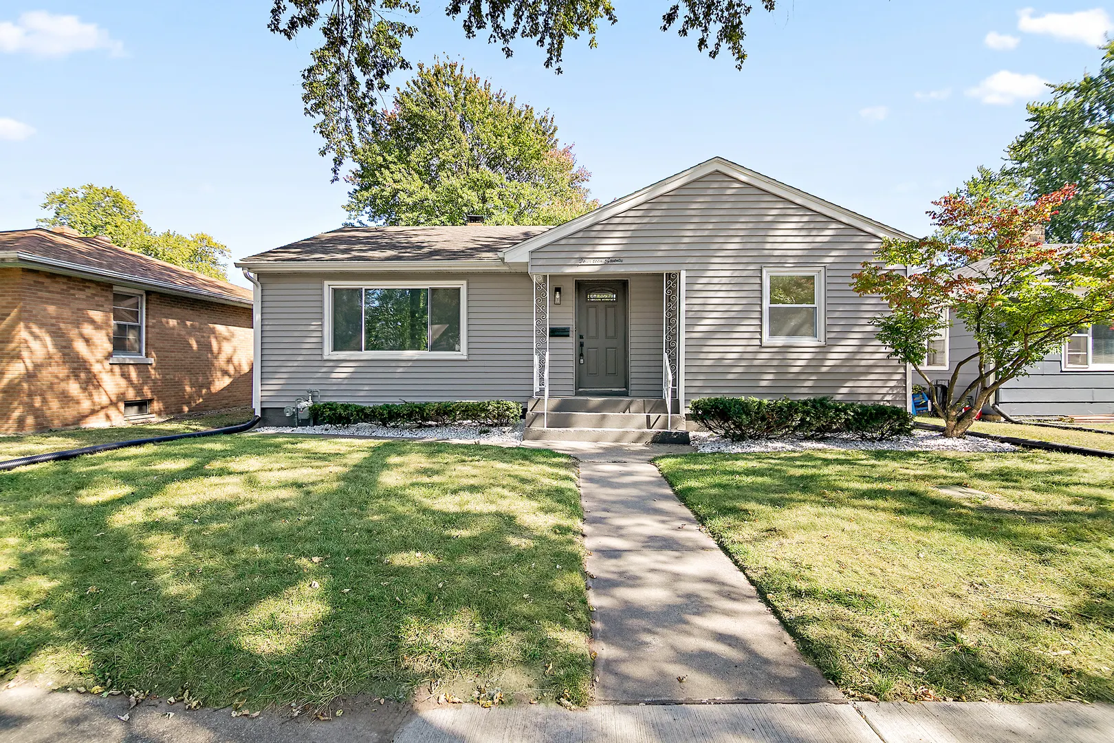 1470 S 5th Avenue IL
