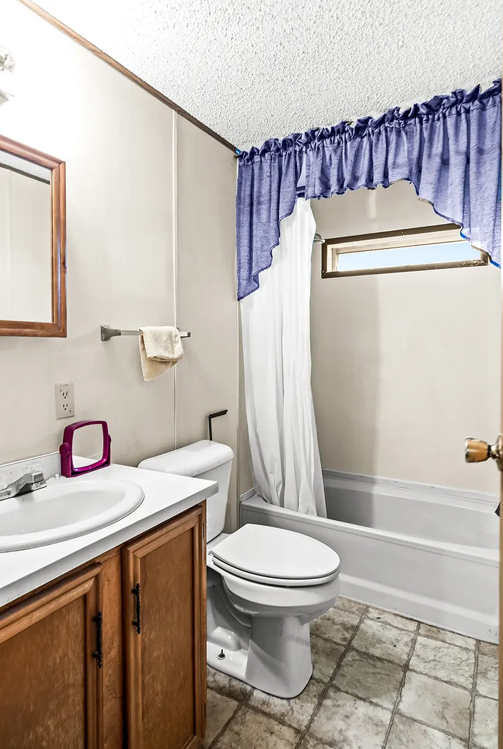 1 Christine Way IL