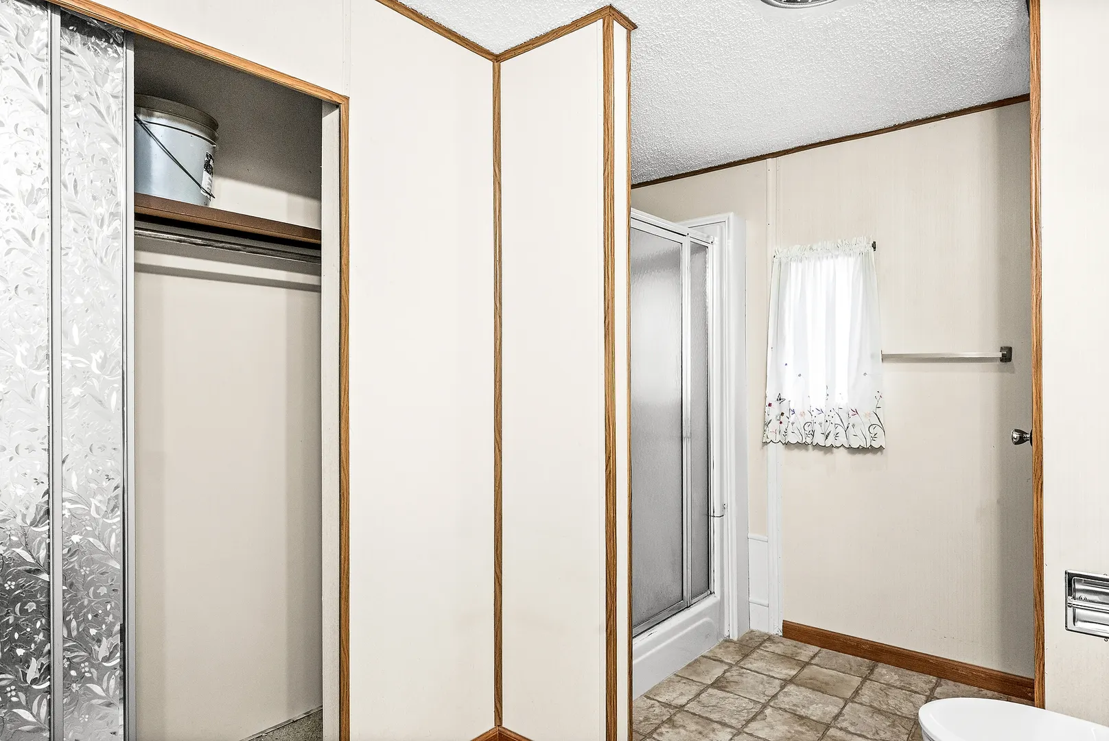 1 Christine Way IL