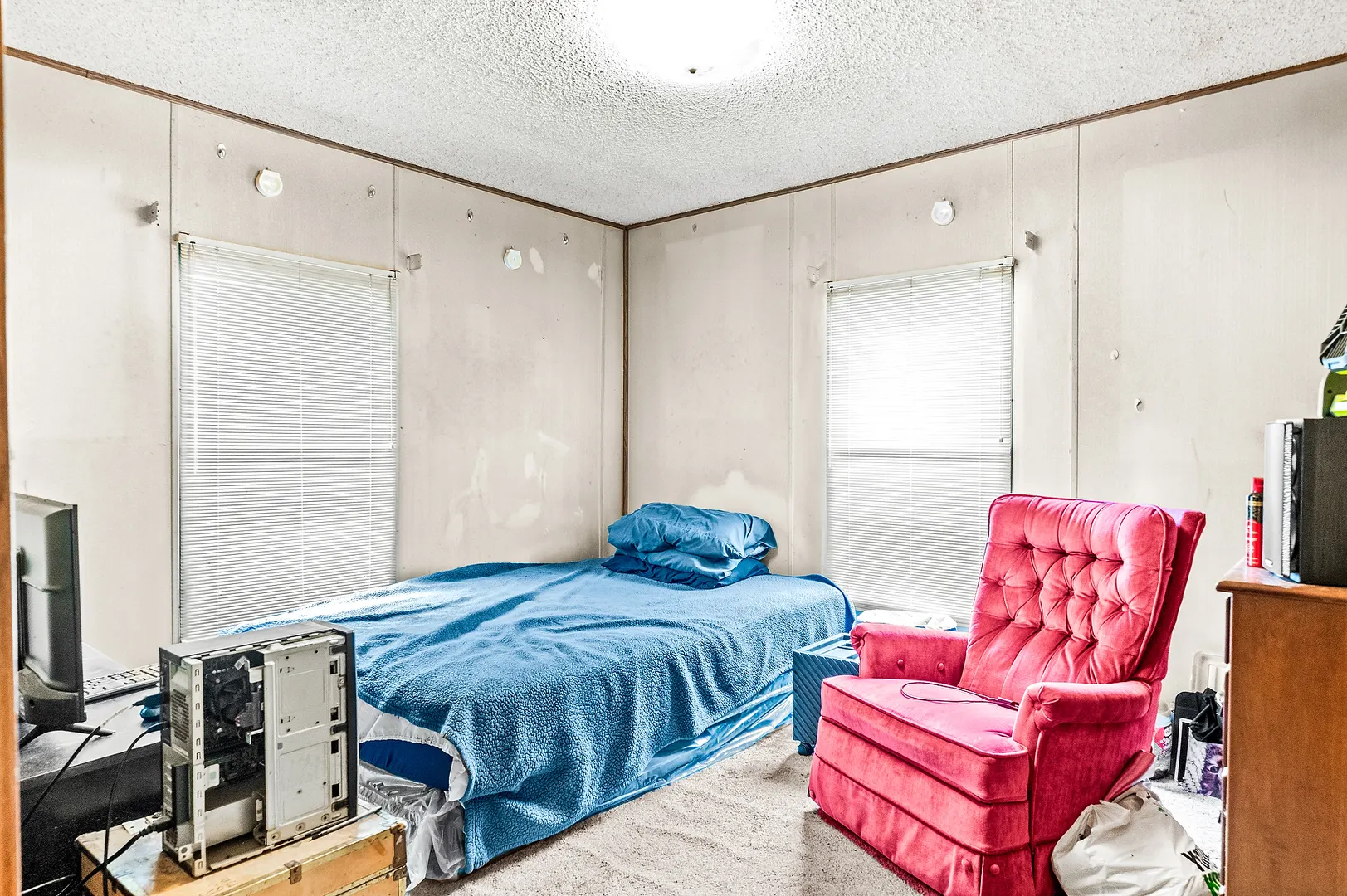 1 Christine Way IL