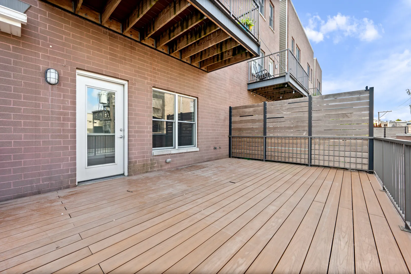 1611 N Hermitage Avenue 205 IL