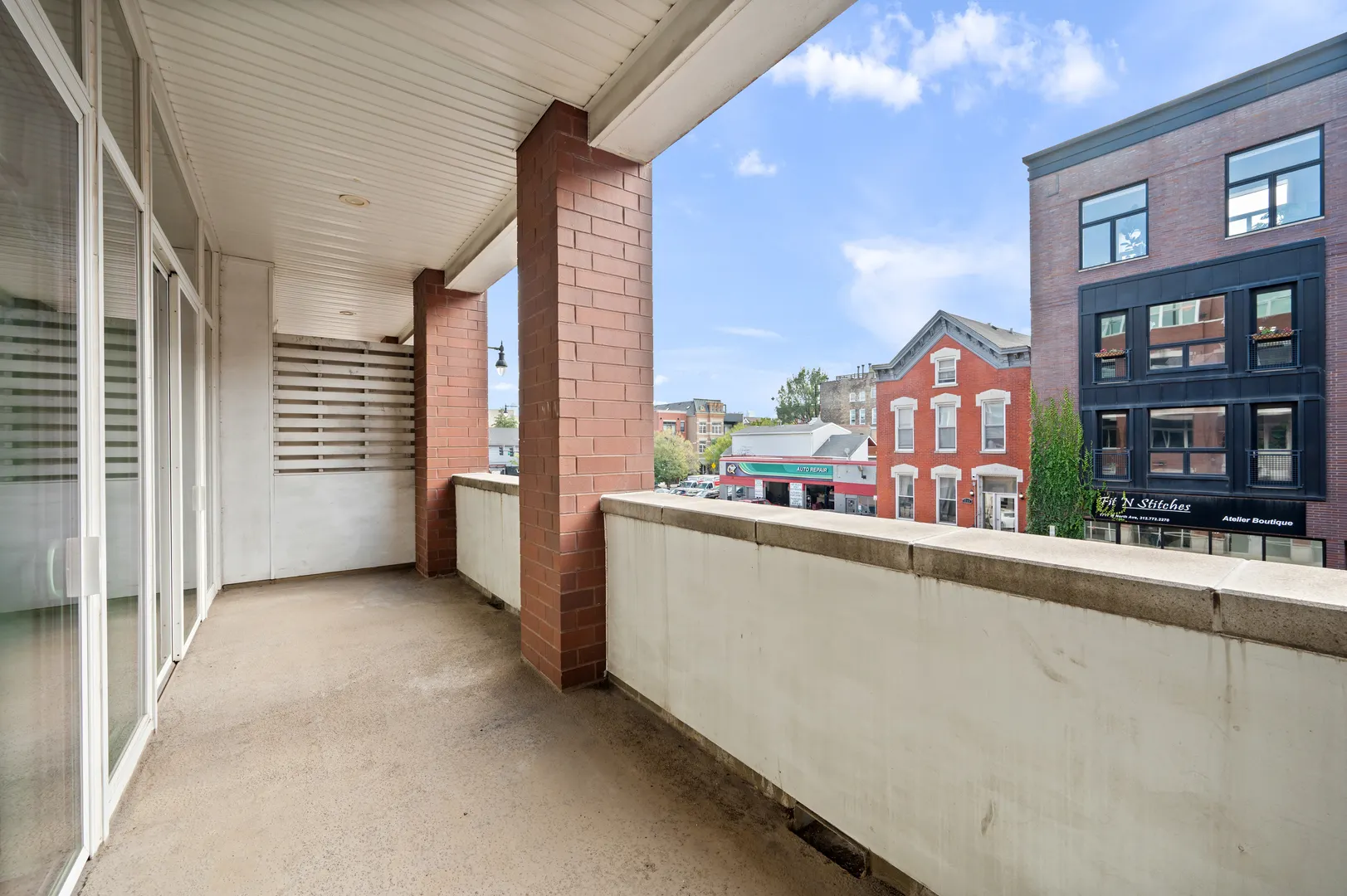 1611 N Hermitage Avenue 205 IL