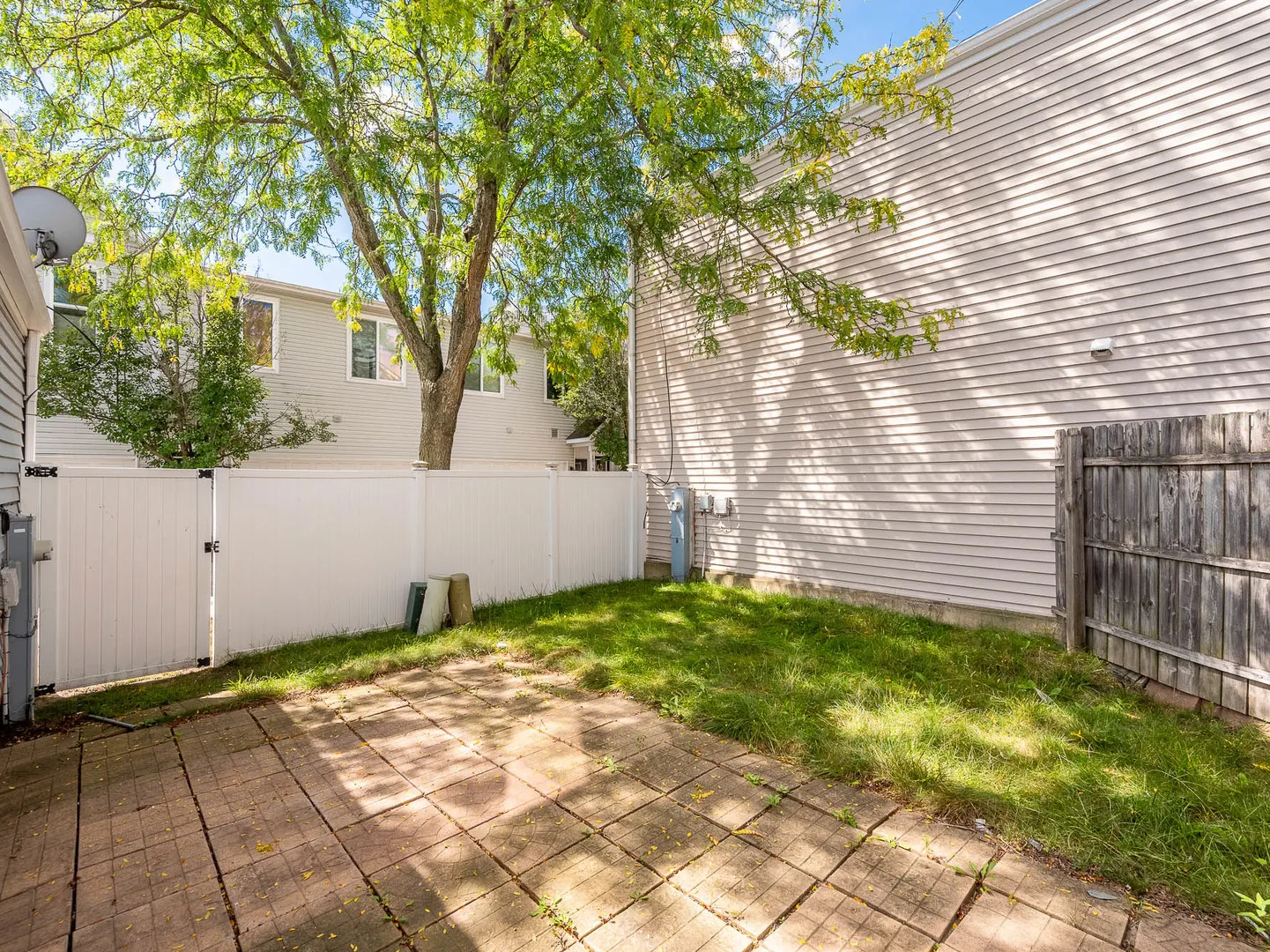 811 Serendipity Drive IL