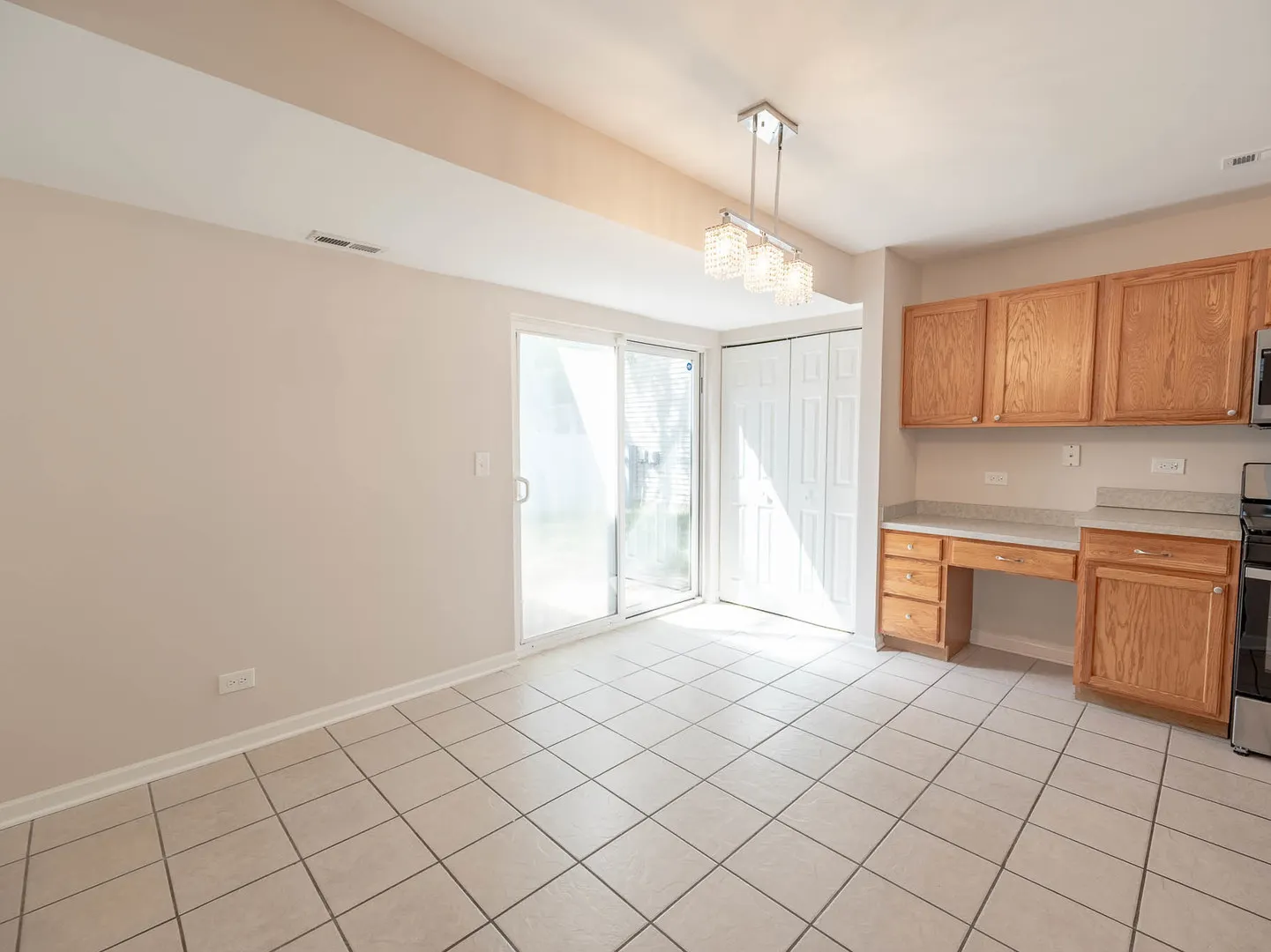 811 Serendipity Drive IL