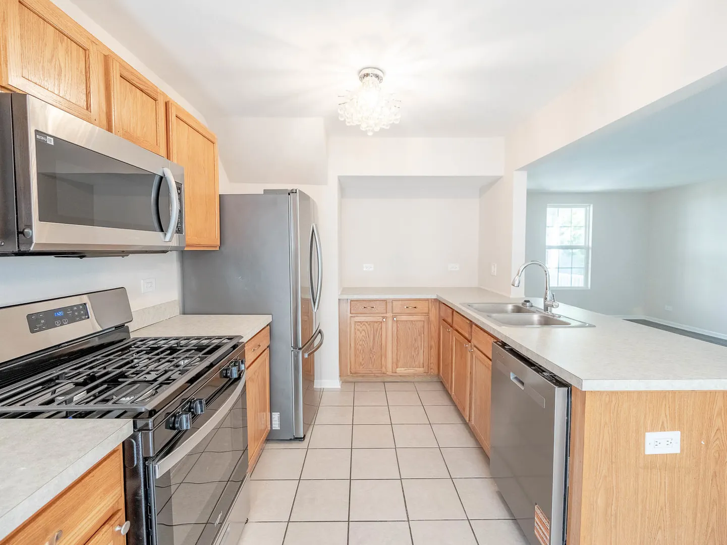 811 Serendipity Drive IL