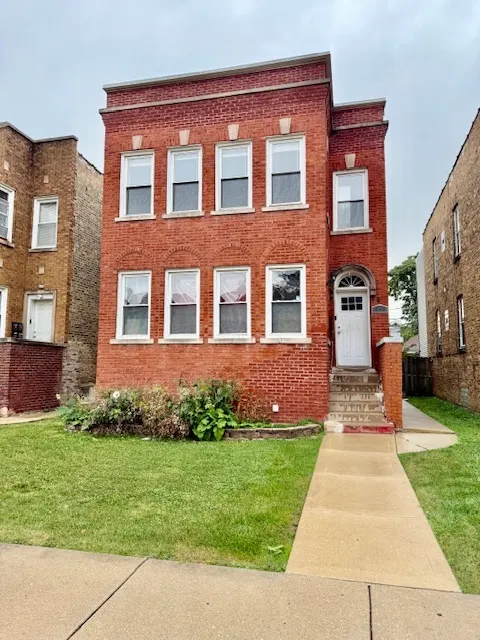 1621 N McVicker Avenue 2 IL