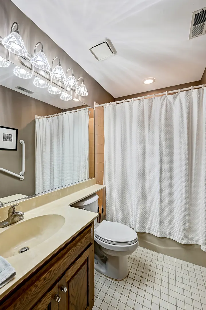 1121 Lodgepole Court 1121 IL