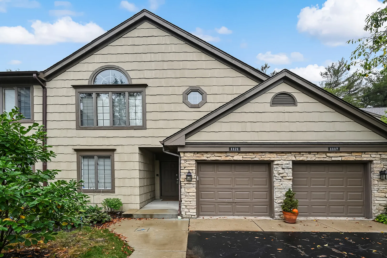 1121 Lodgepole Court 1121 IL