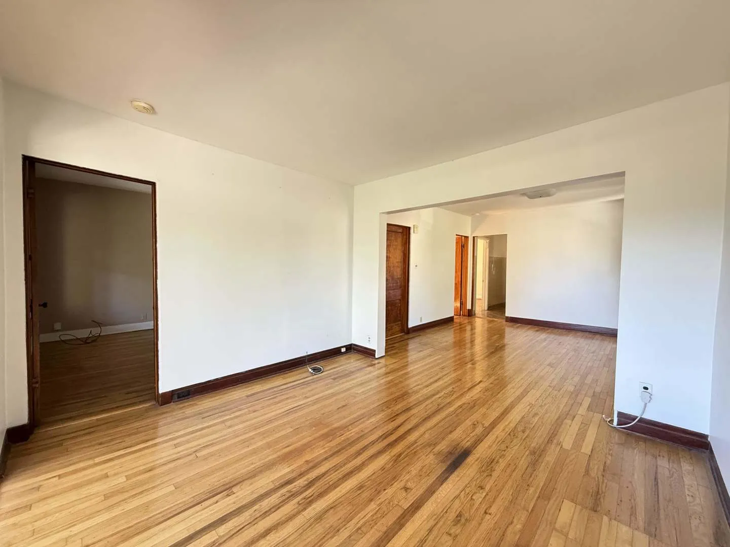 3656 N Central Park Avenue IL