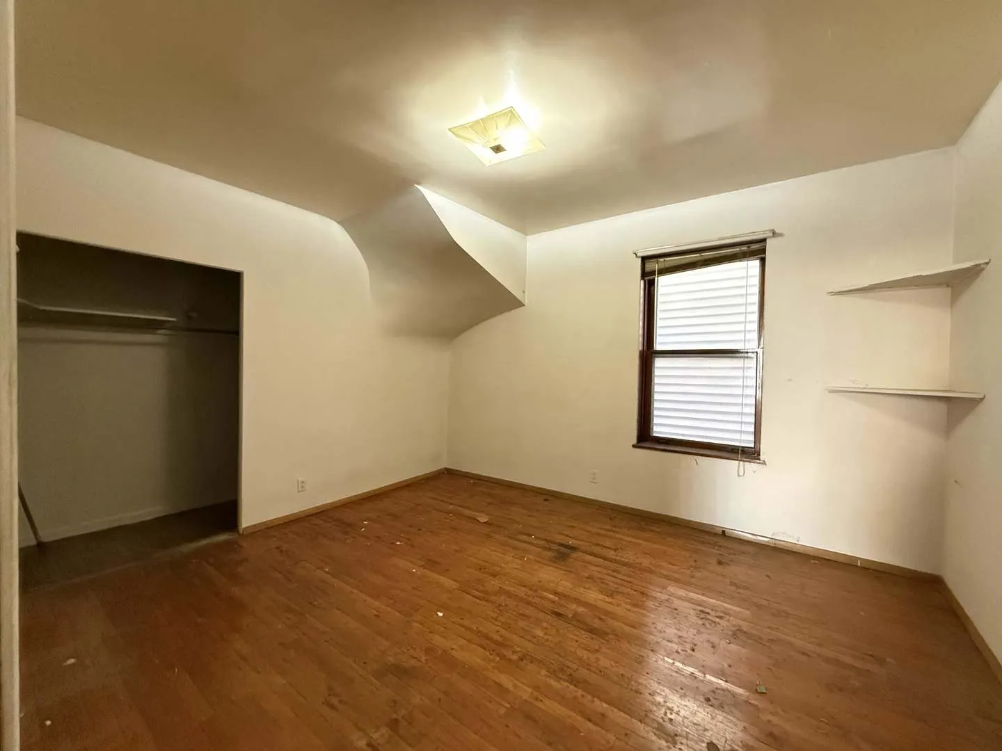 3656 N Central Park Avenue IL