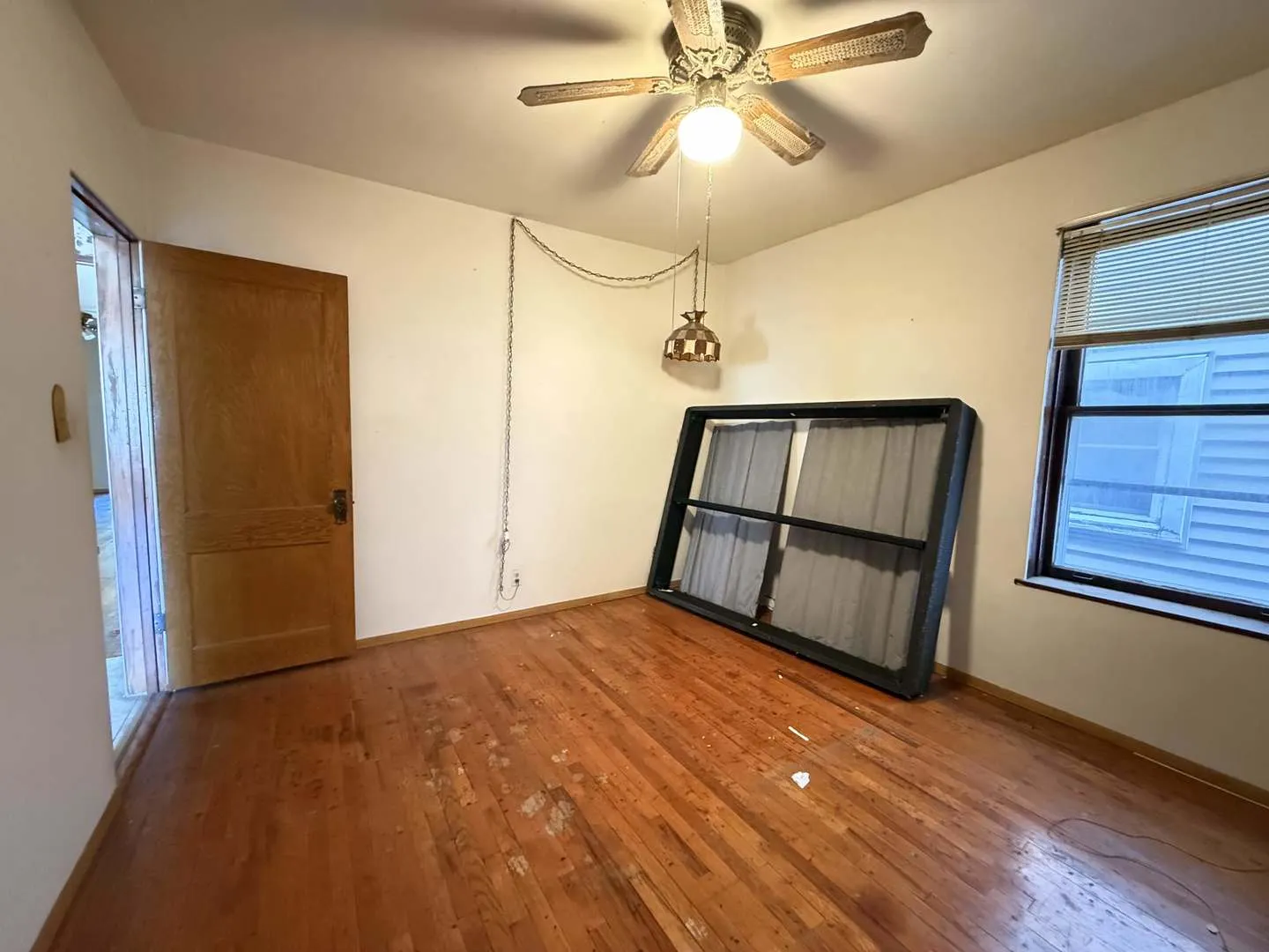 3656 N Central Park Avenue IL