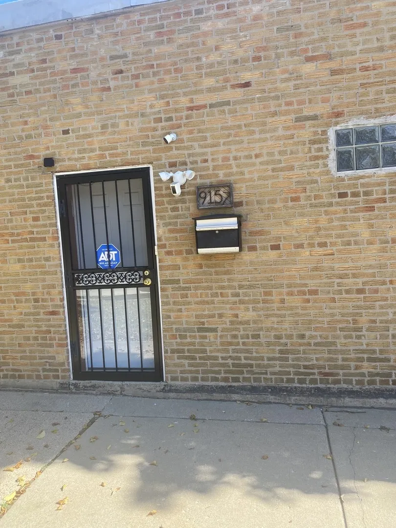 9157 S Marquette Avenue IL