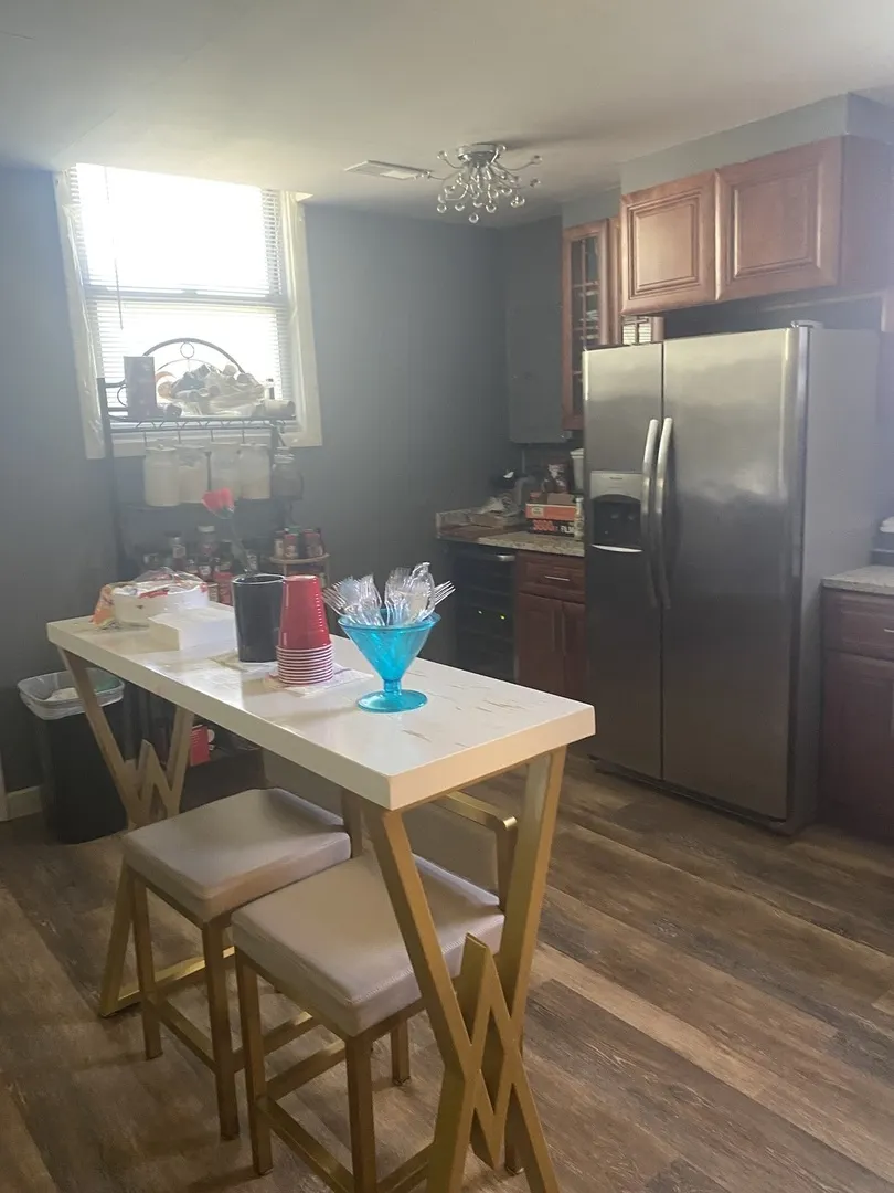 9157 S Marquette Avenue IL