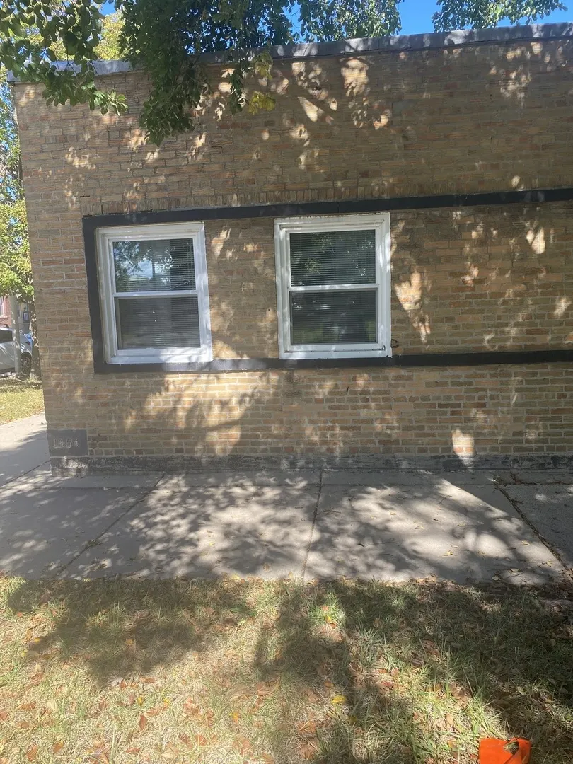 9157 S Marquette Avenue IL