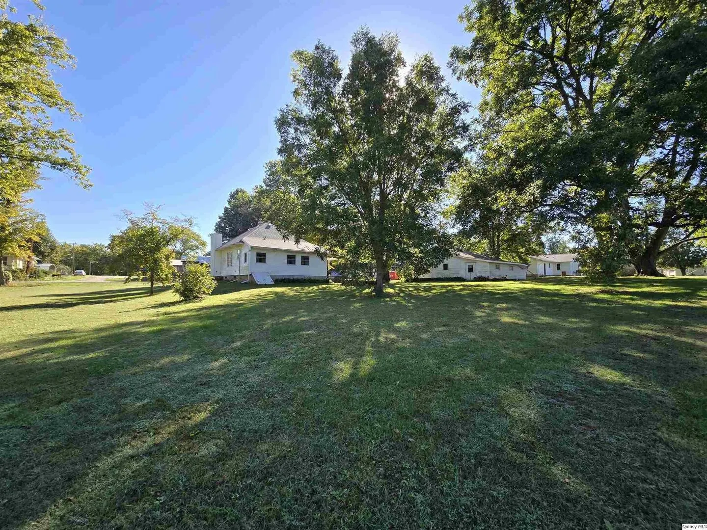 401 Ravenscroft Ave. IL