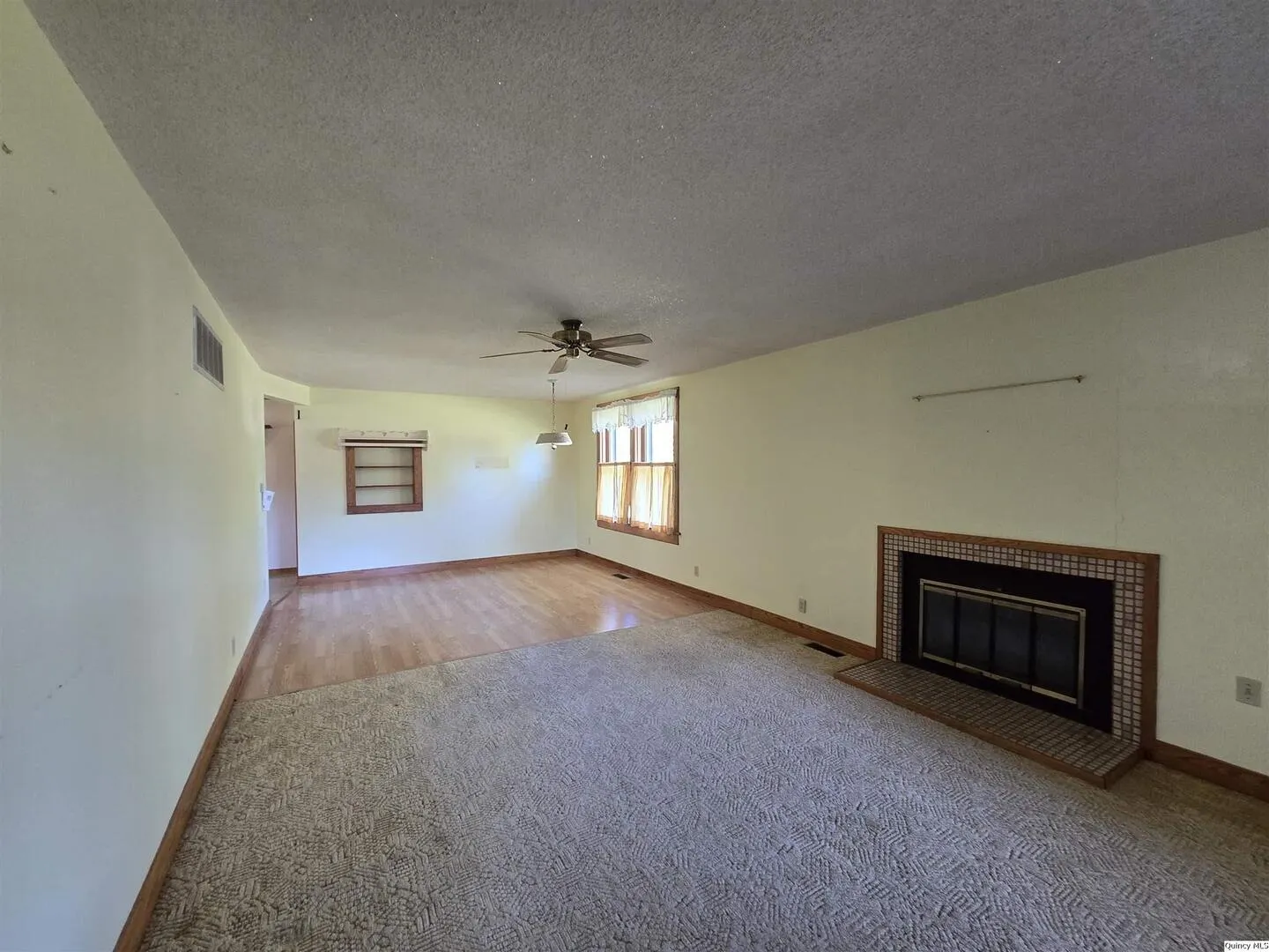 401 Ravenscroft Ave. IL