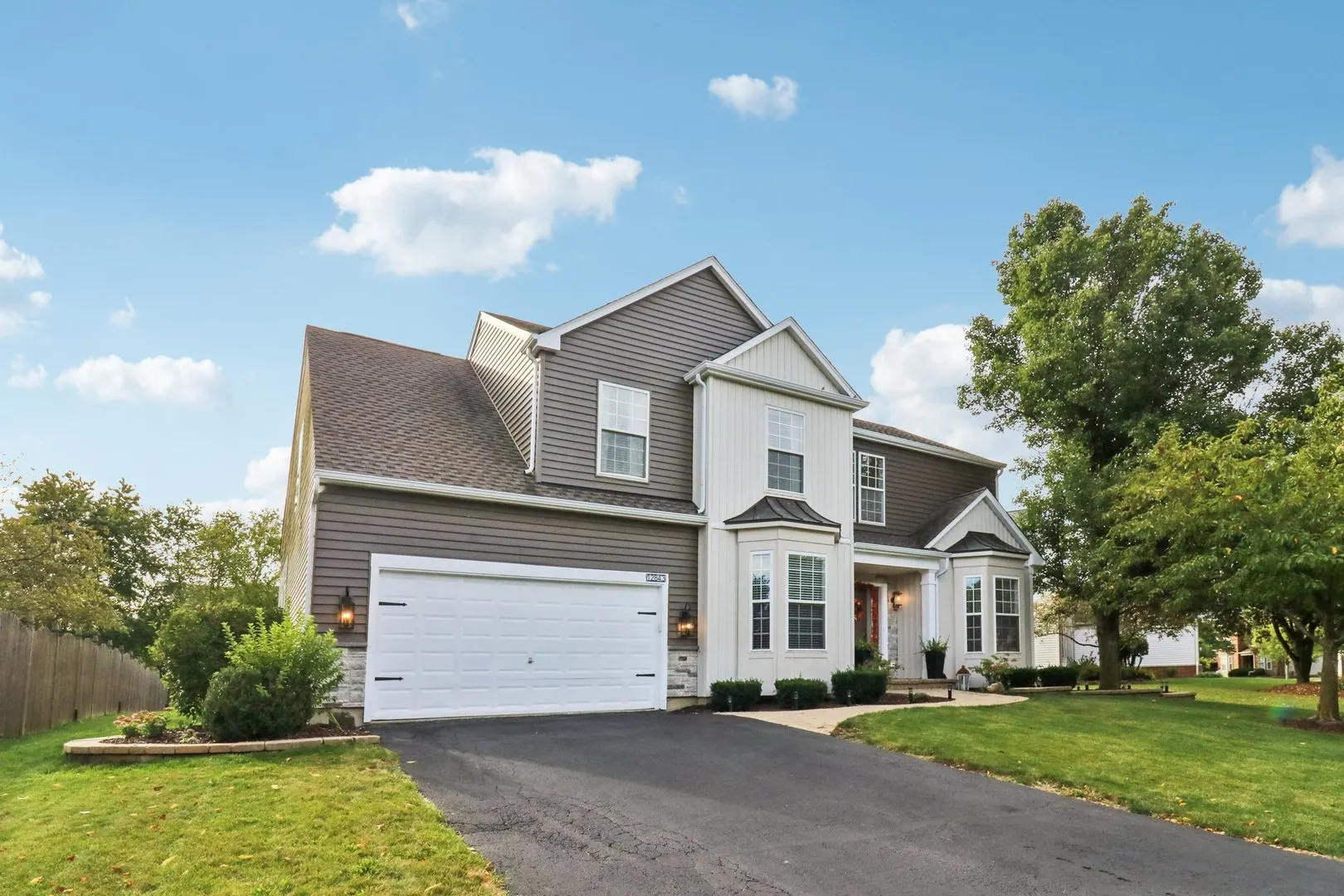 12843 Bradford Lane IL