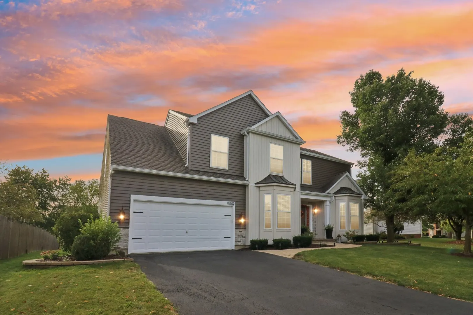 12843 Bradford Lane IL