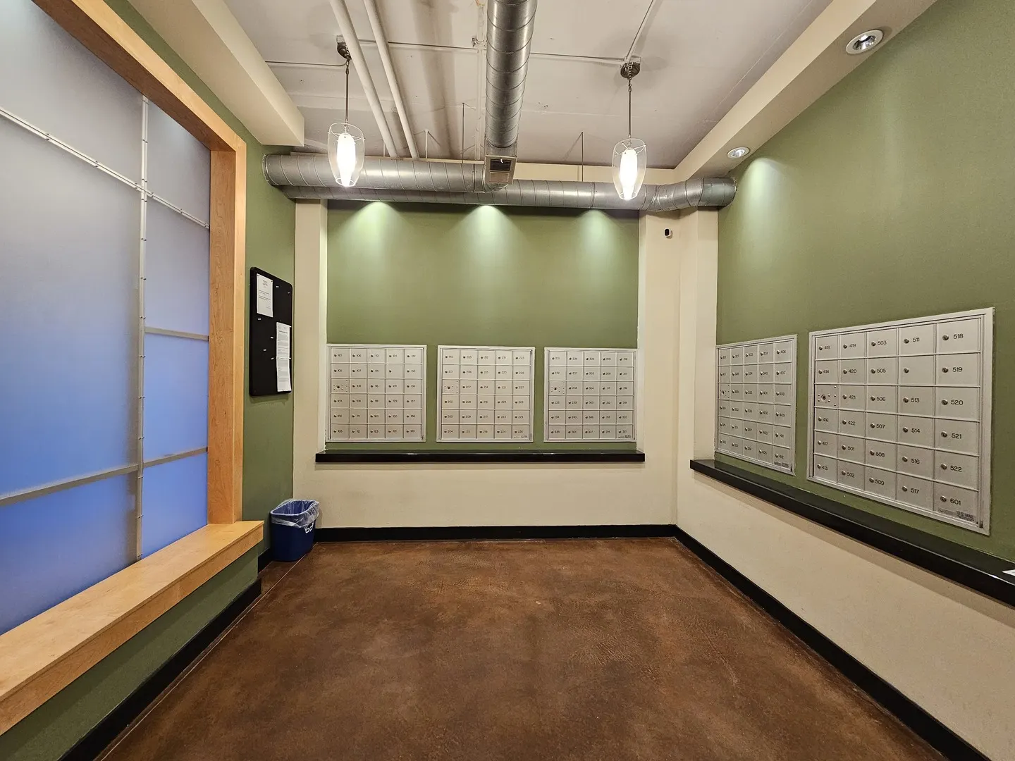 2323 W Pershing Road 104 IL