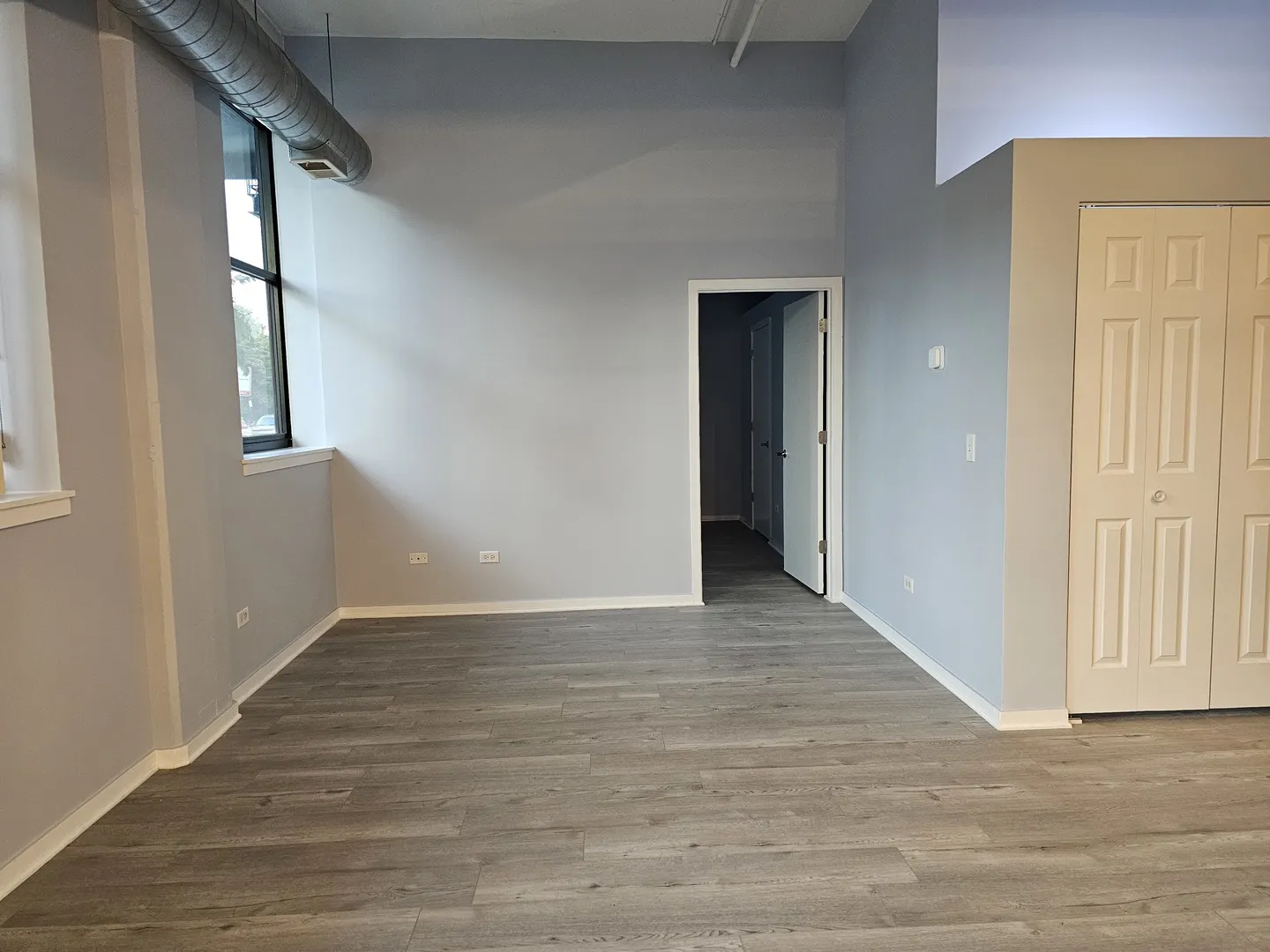 2323 W Pershing Road 104 IL