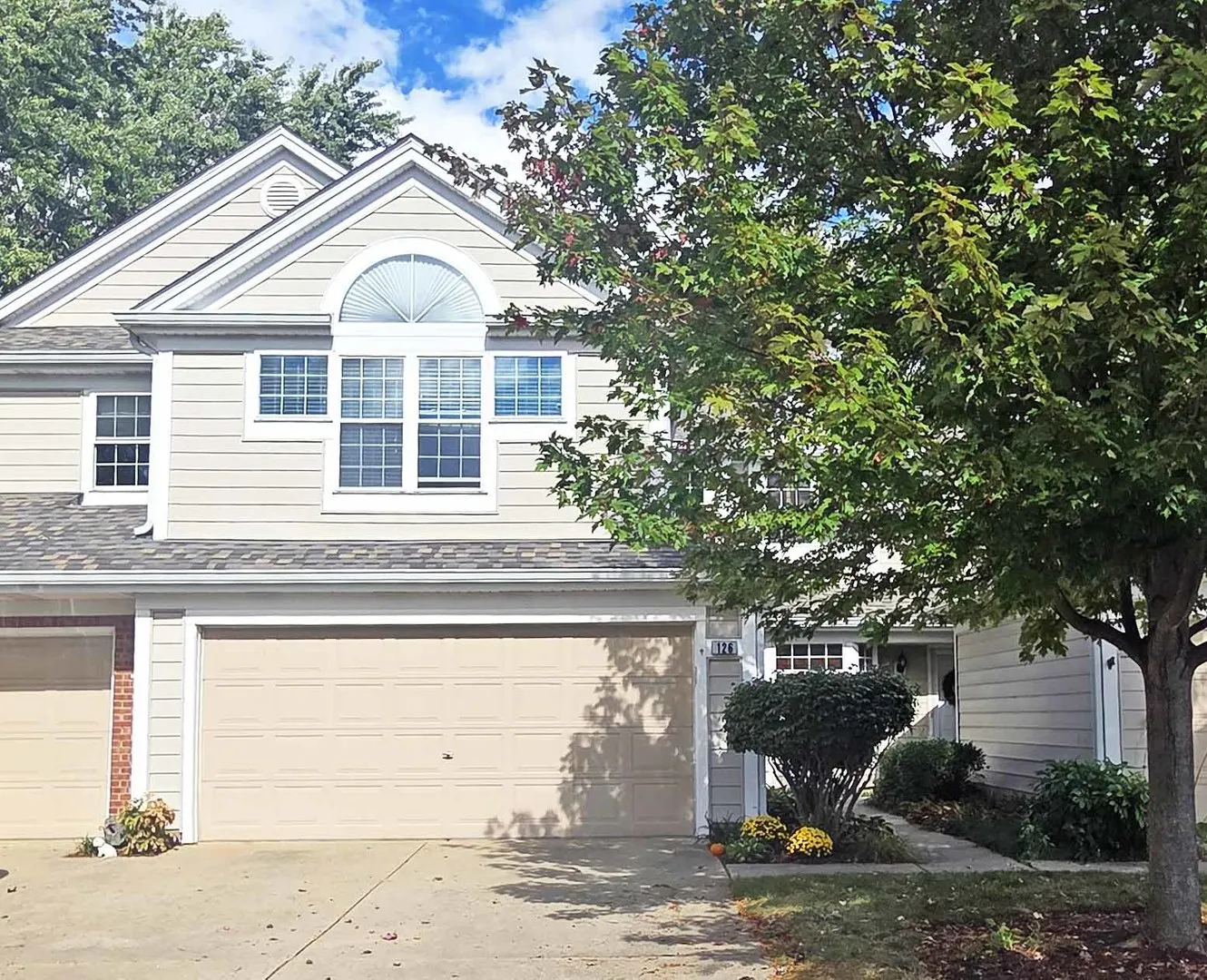 126 Woodstone Drive IL