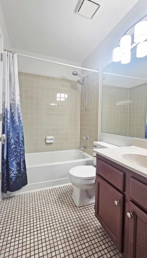 126 Woodstone Drive IL