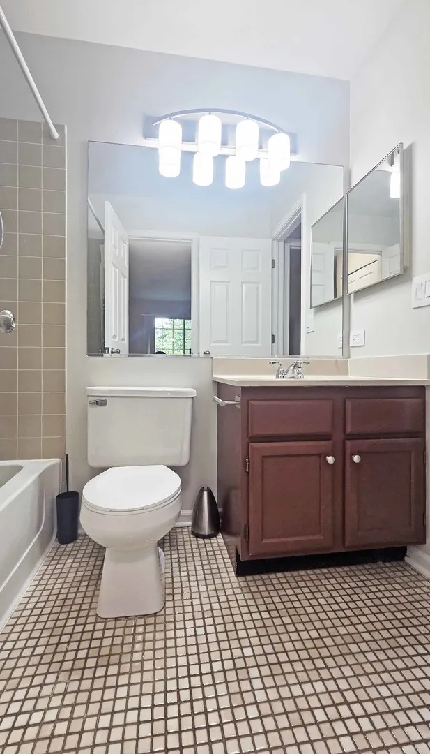 126 Woodstone Drive IL