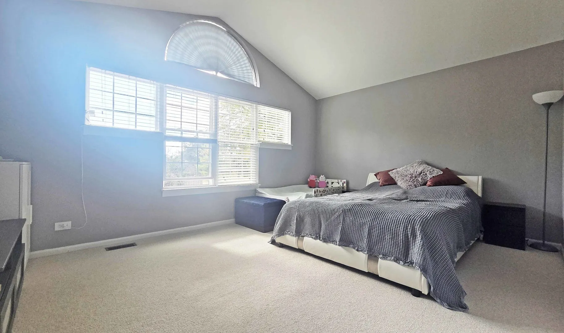 126 Woodstone Drive IL