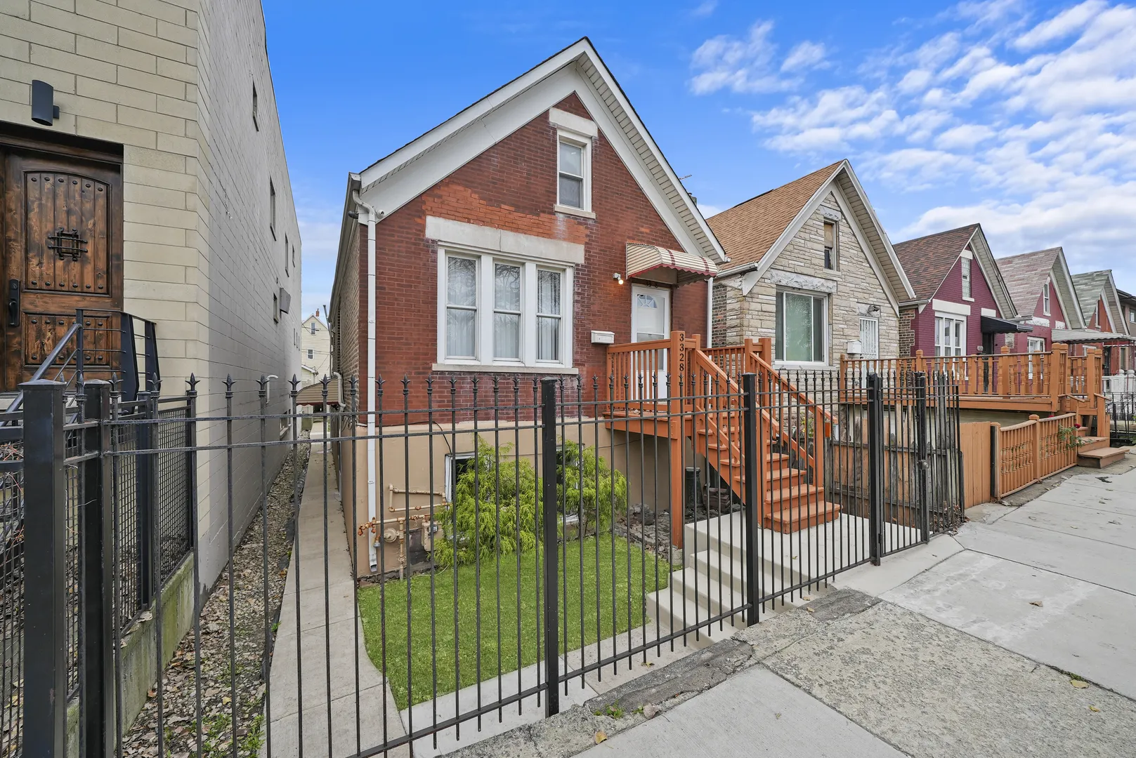 3328 S Damen Avenue IL