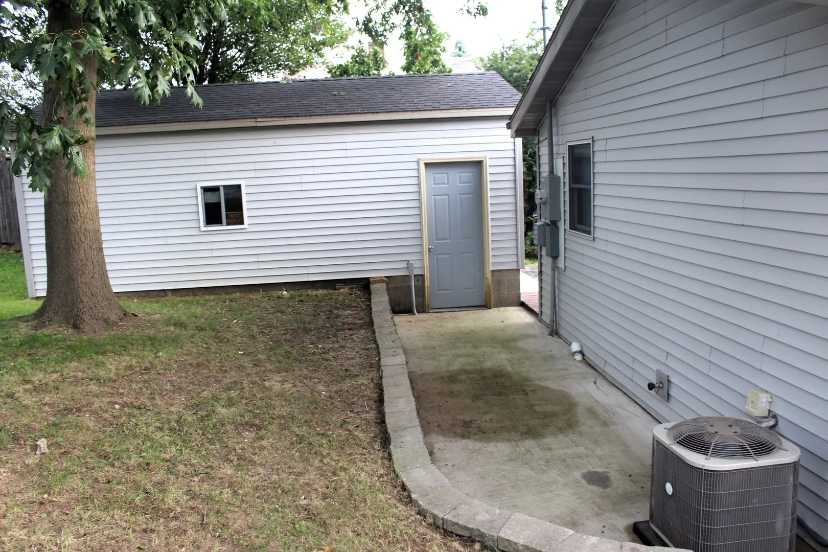 613 S Quincy Street IL