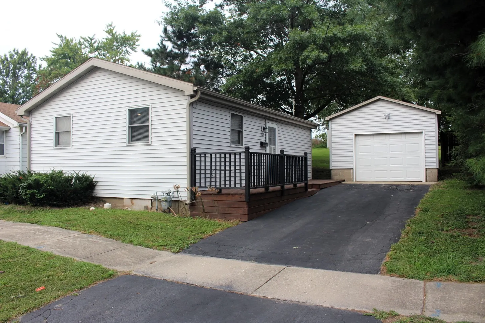 613 S Quincy Street IL