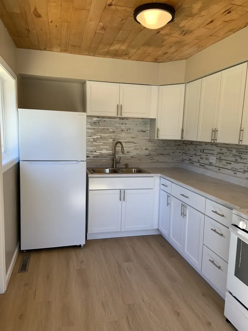 536 Fremont Street IL