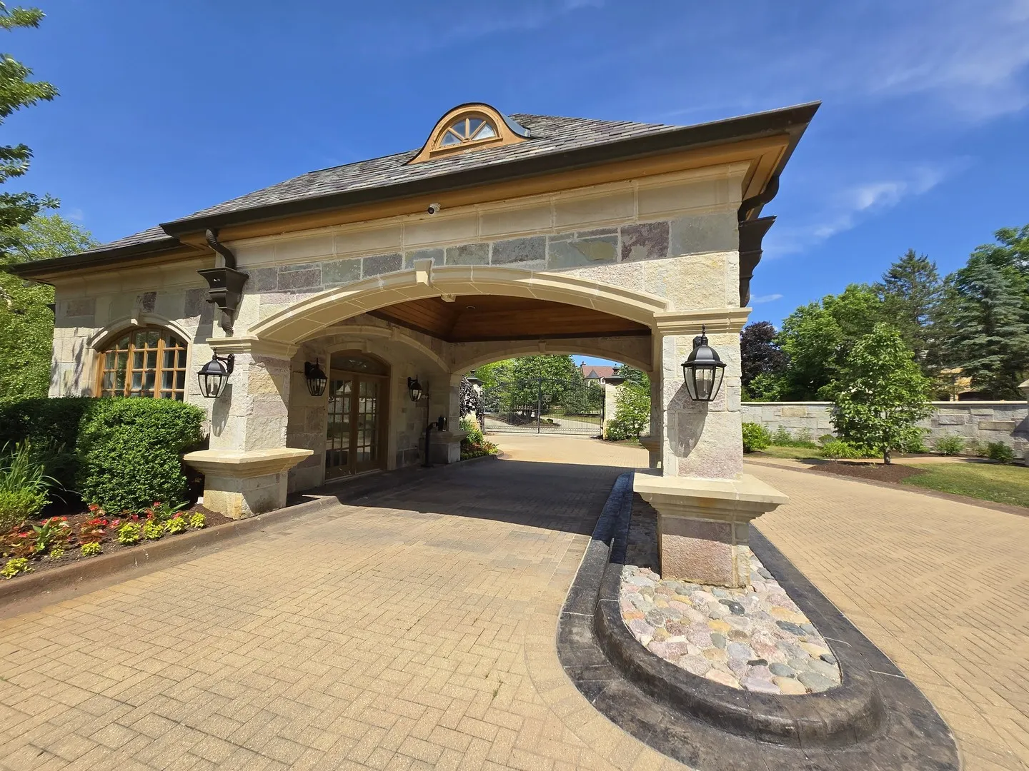 8 Brooke Lane IL