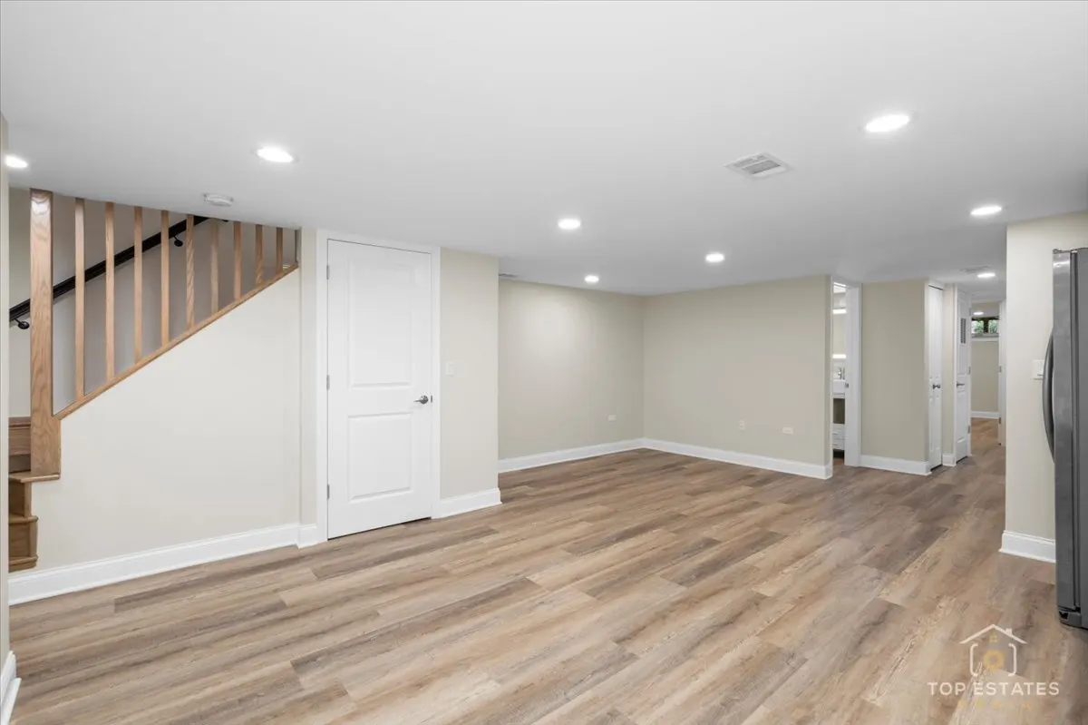 2318 W 35th Place IL