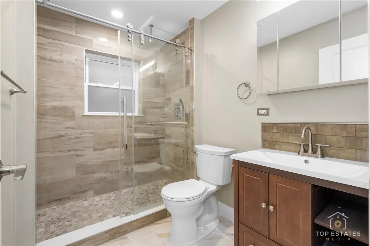 2318 W 35th Place IL