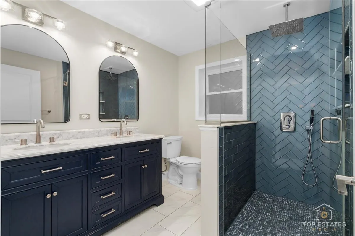 2318 W 35th Place IL