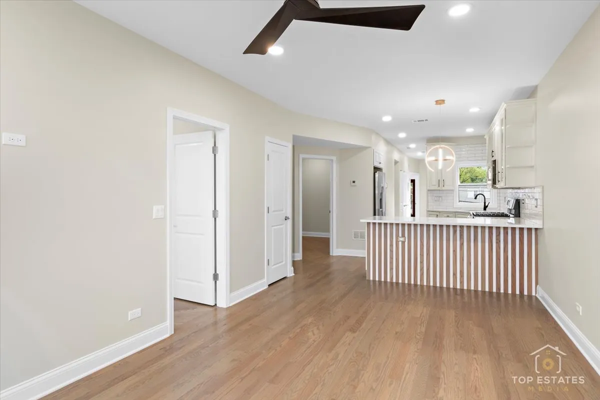 2318 W 35th Place IL