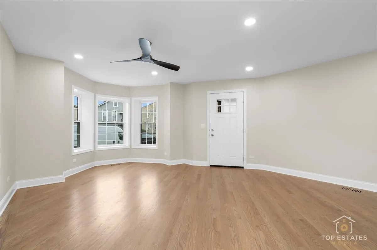 2318 W 35th Place IL