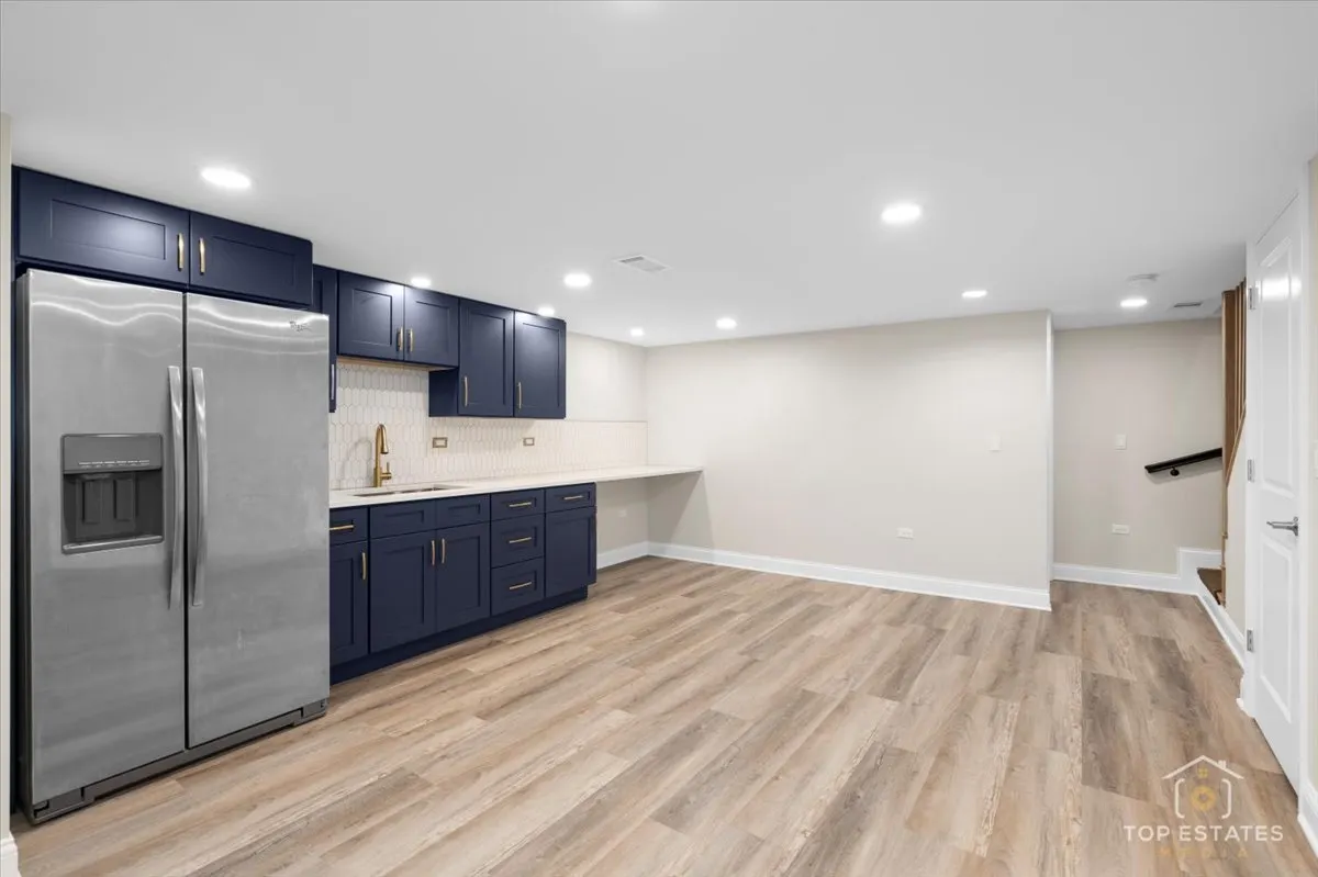 2318 W 35th Place IL