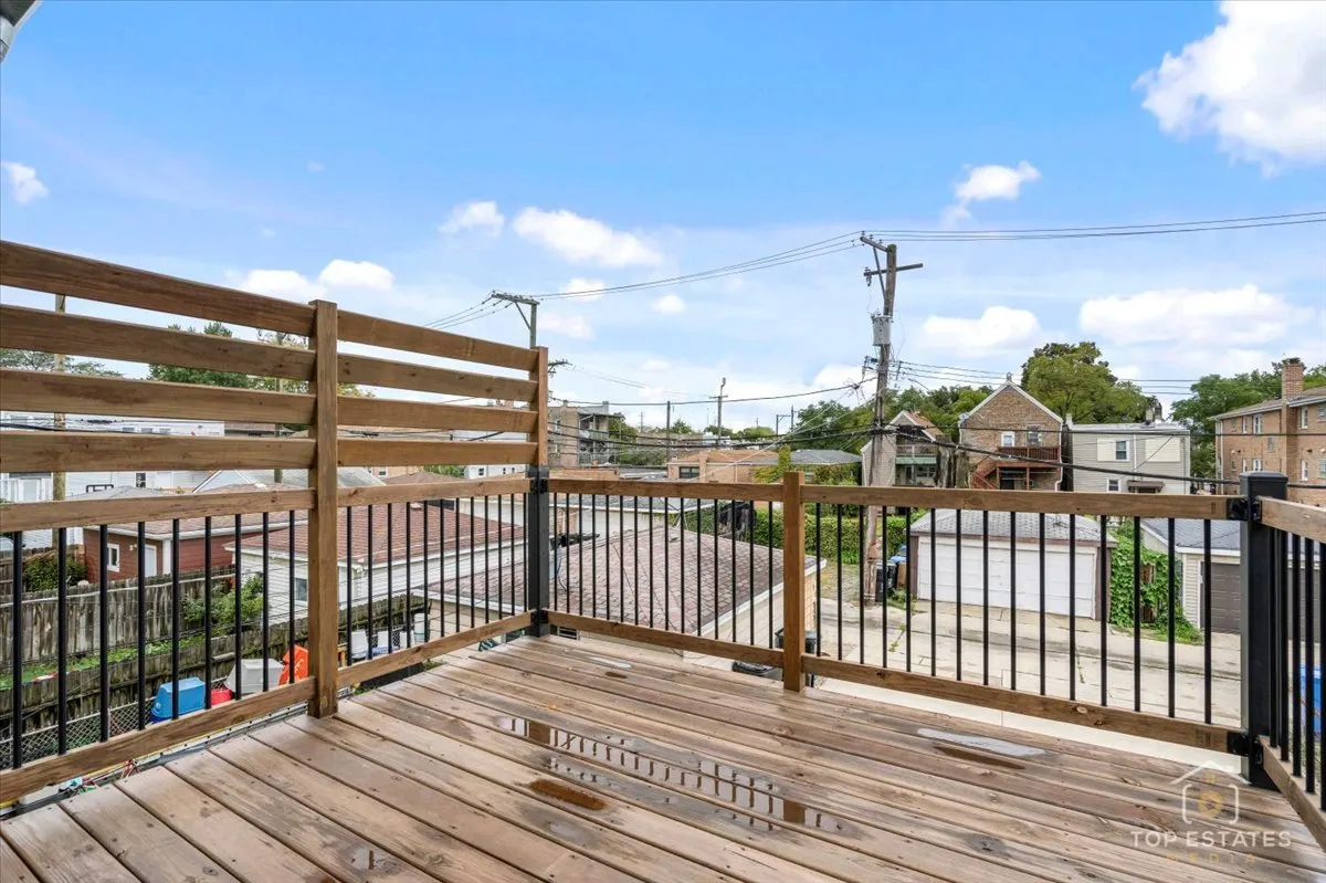 2318 W 35th Place IL