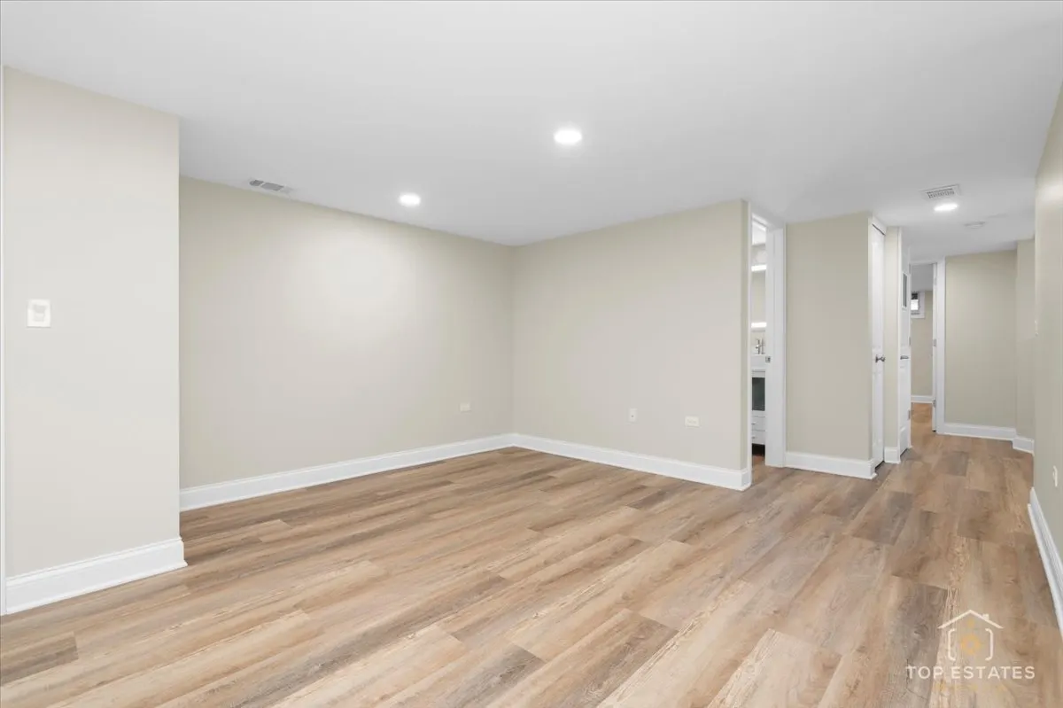 2318 W 35th Place IL