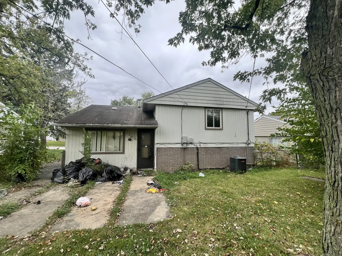 22239 Peach Tree Avenue IL