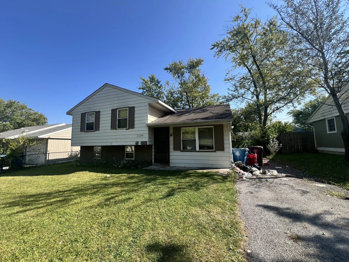 22239 Peach Tree Avenue IL