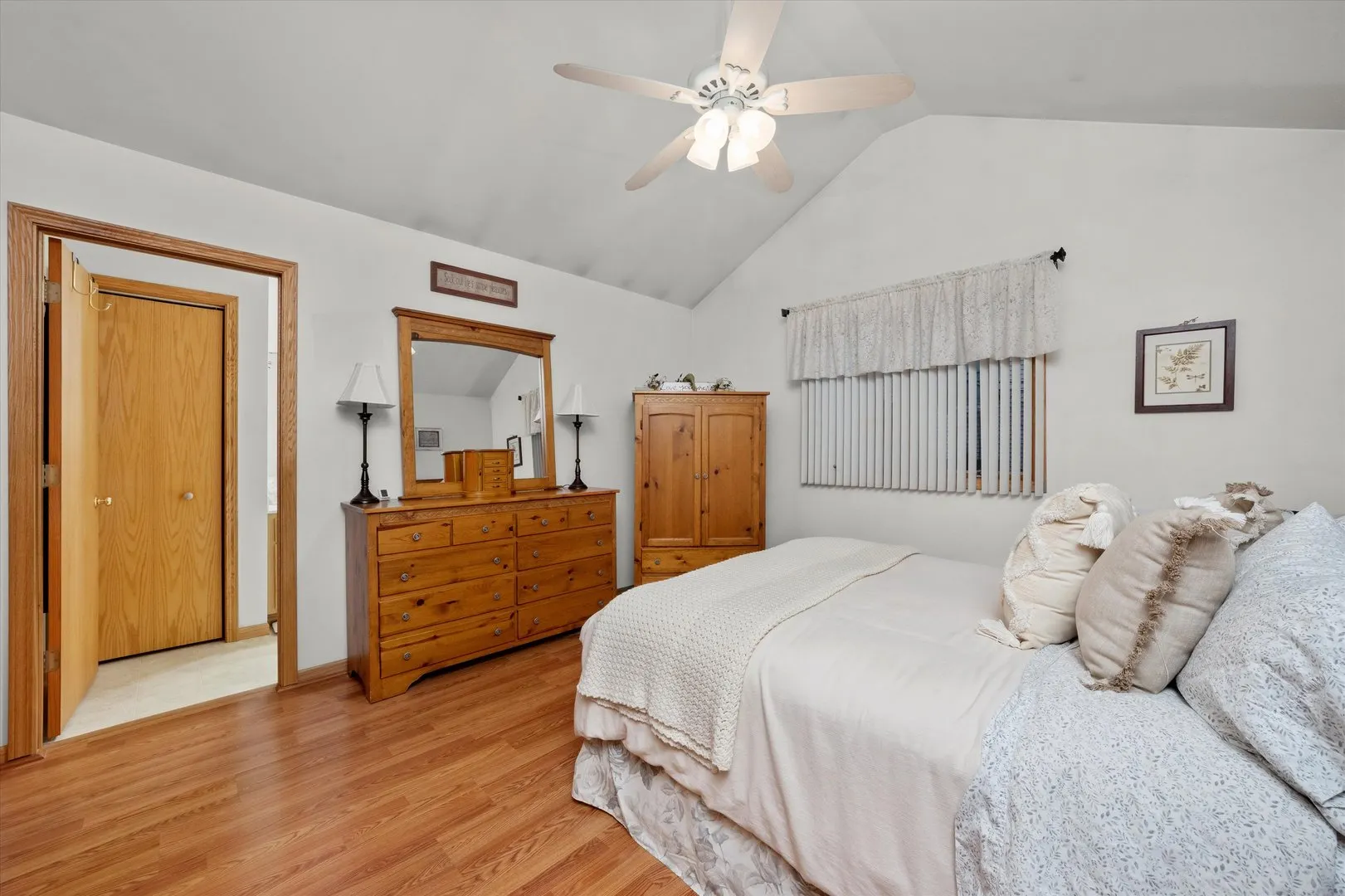 2834 Sharon Drive IL