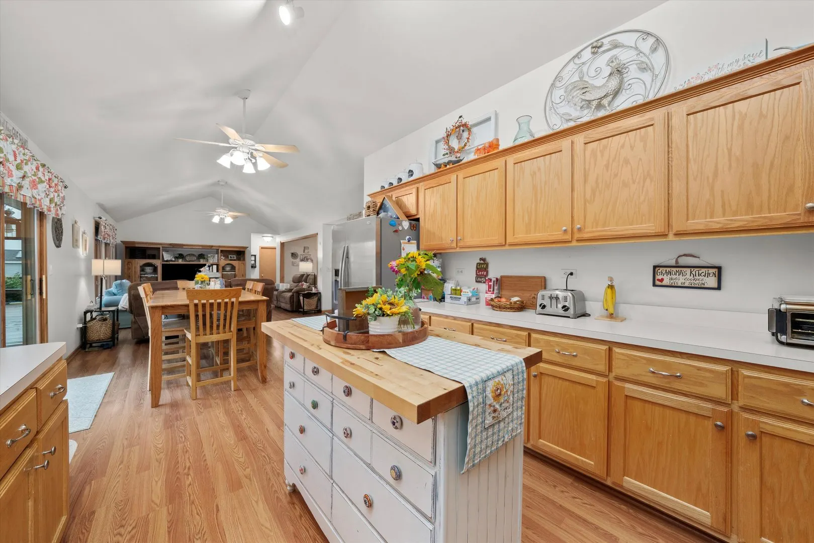 2834 Sharon Drive IL