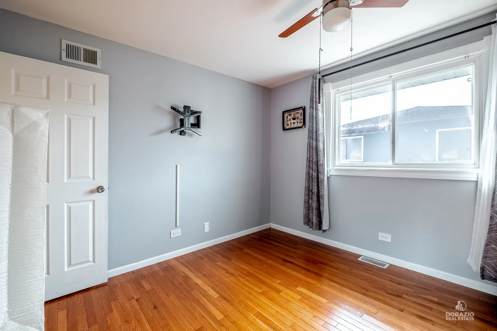 8738 S Troy Avenue IL
